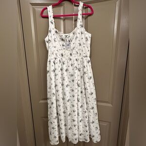 **NWT** American Eagle White Floral Midi Dress